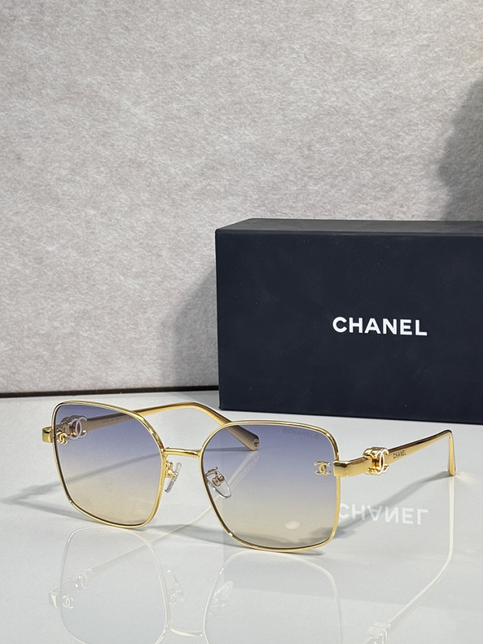 CHNL Sunglasses AAAA-7452