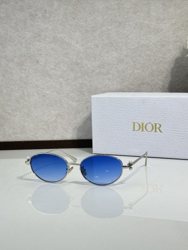 Dior Sunglasses AAAA-4721