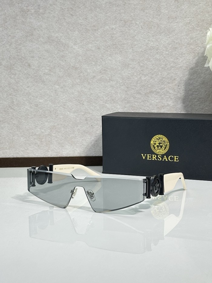 Versace Sunglasses AAAA-4710