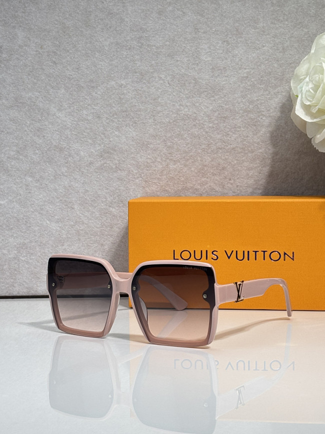 LV Sunglasses AAAA-7810