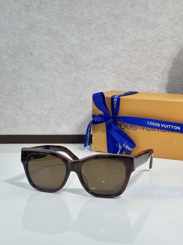 LV Sunglasses AAAA-7566