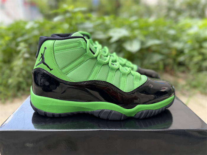 Authentic Air Jordan 11 Retro Celits