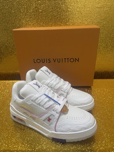 LV Women Shoes 1：1 Quality-1275