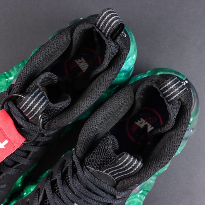 Authentic Nike Air Foamposite One Green “Galaxy”