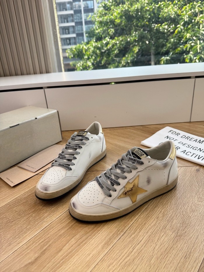 Super Max Golden Goose Shoes-057