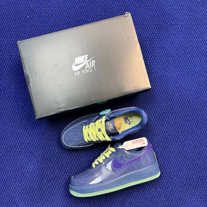 Authentic Nike Air Force 1 Low Patent Leather Mystic Navy Grape Ice