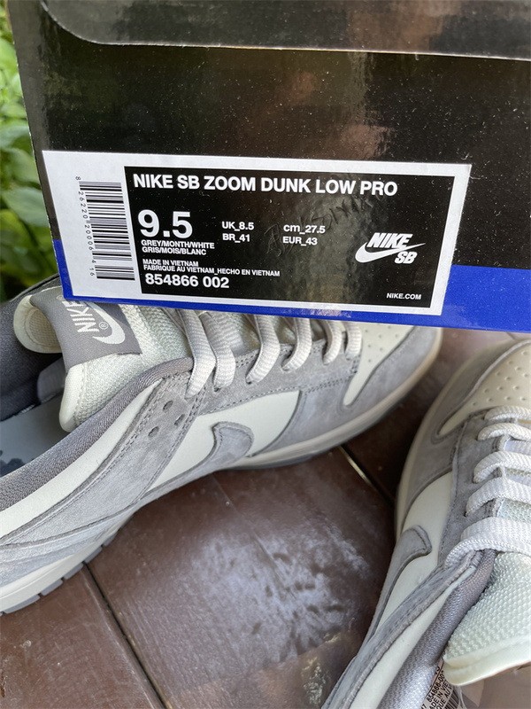 Authentic Nike SB Low Grey White
