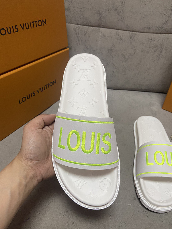 LV Sandals 1：1 Quality-255