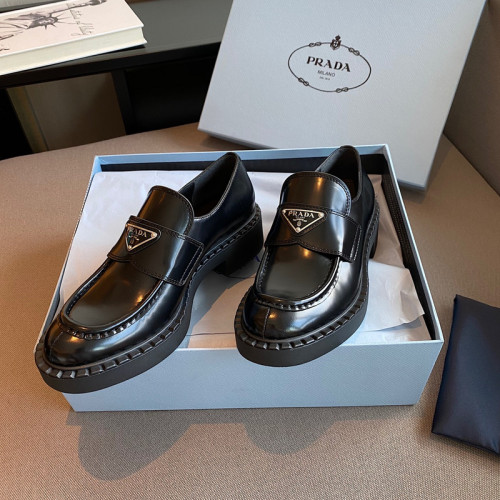 Prada women shoes 1：1 quality-307