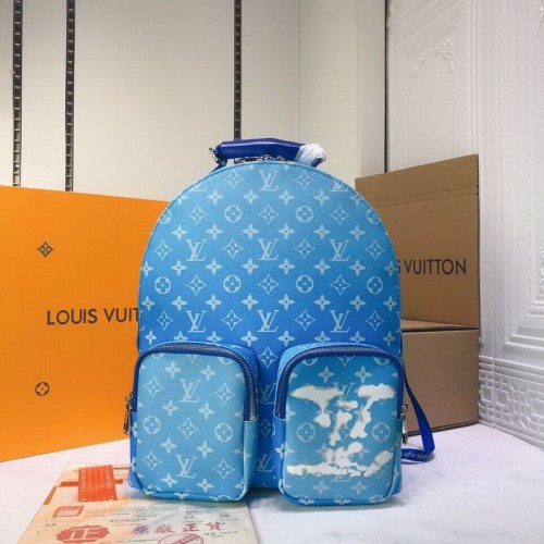 LV Backpack 1：1 Quality-230