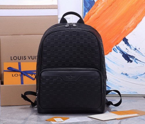 LV Backpack 1：1 Quality-222