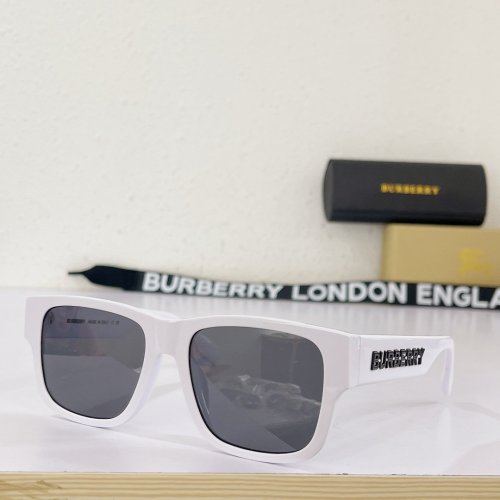 Burberry Sunglasses AAAA-010
