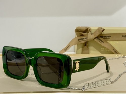Burberry Sunglasses AAAA-987