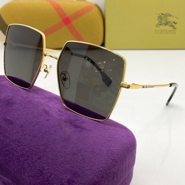 Burberry Sunglasses AAAA-575