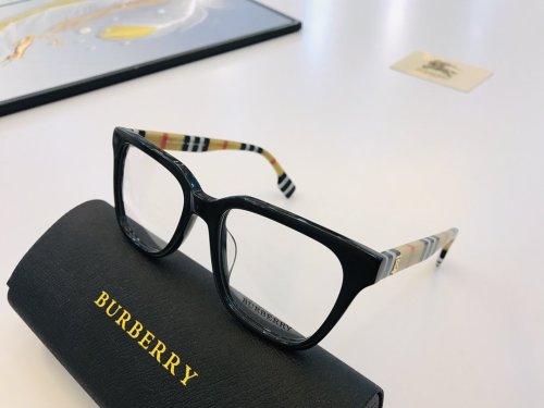 Burberry Sunglasses AAAA-022
