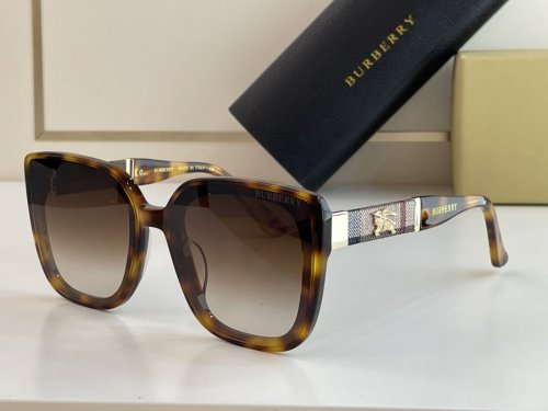 Burberry Sunglasses AAAA-604