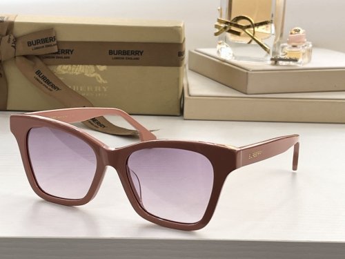 Burberry Sunglasses AAAA-144