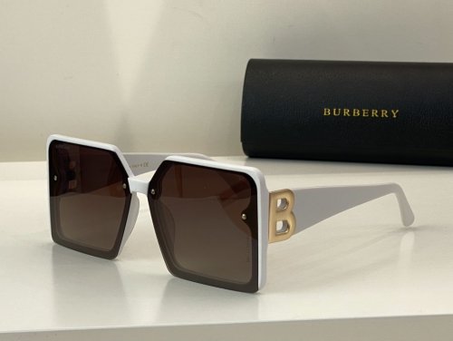 Burberry Sunglasses AAAA-800