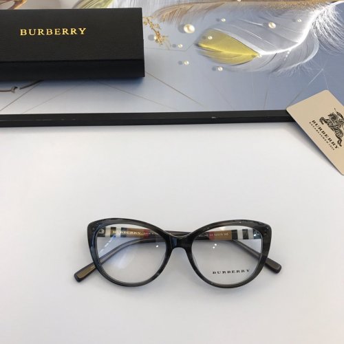 Burberry Sunglasses AAAA-1028