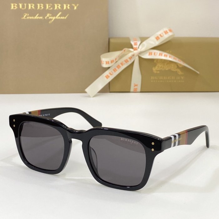 Burberry Sunglasses AAAA-343