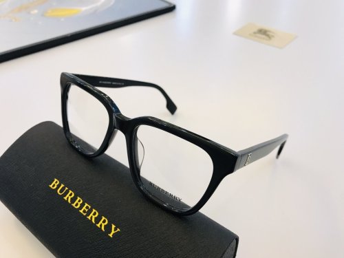 Burberry Sunglasses AAAA-027