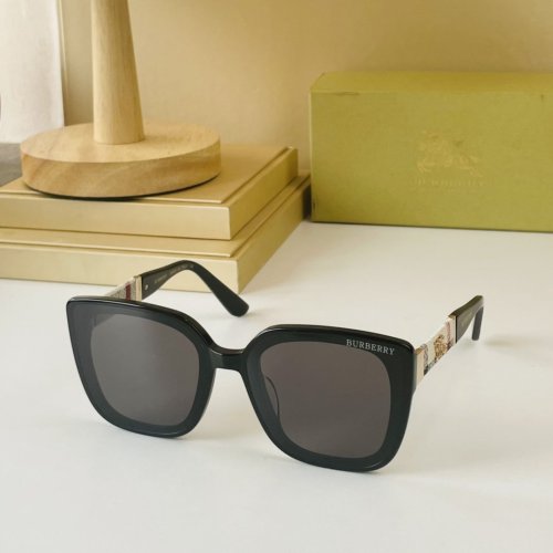 Burberry Sunglasses AAAA-566