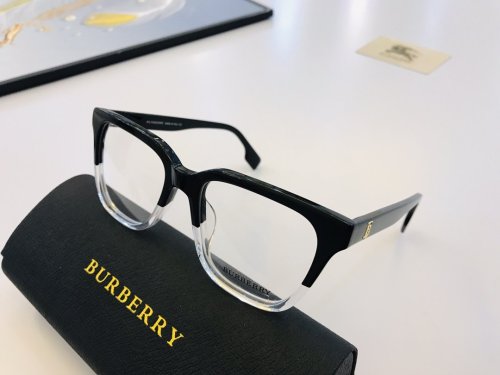 Burberry Sunglasses AAAA-024