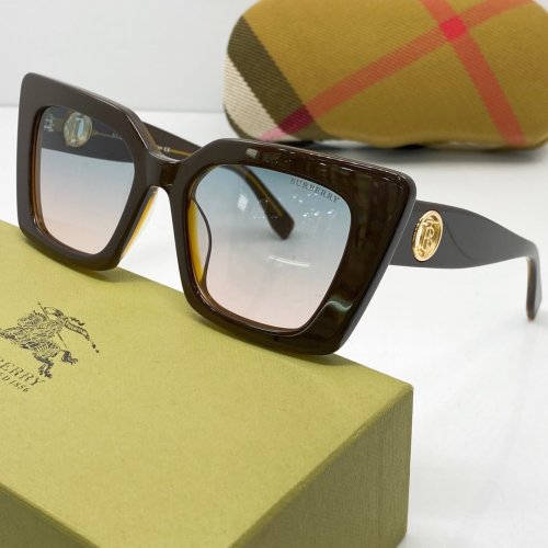 Burberry Sunglasses AAAA-698
