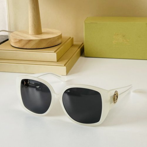 Burberry Sunglasses AAAA-771