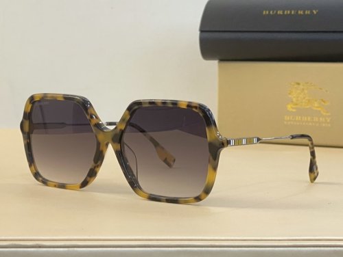 Burberry Sunglasses AAAA-912