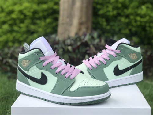 Authentic Air Jordan 1 Mid SE “Dutch Green”