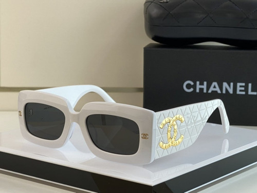 CHNL Sunglasses AAAA-755