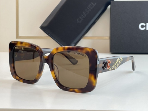 CHNL Sunglasses AAAA-352