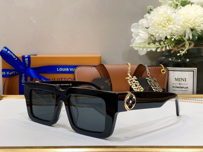 LV Sunglasses AAAA-542