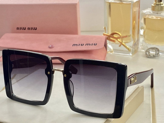 Miu Miu Sunglasses AAAA-138