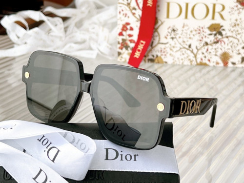 Dior Sunglasses AAAA-1011