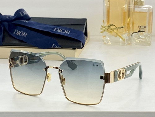 Dior Sunglasses AAAA-620