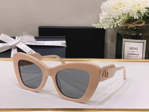Dior Sunglasses AAAA-689