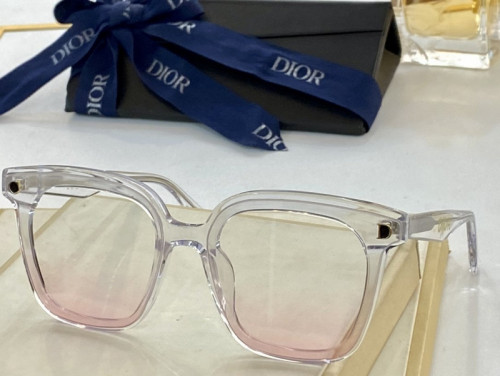 Dior Sunglasses AAAA-613