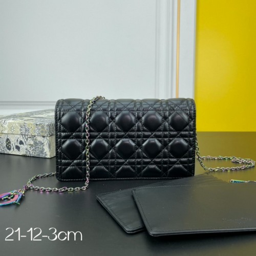 Super Perfect Dior Wallet-062