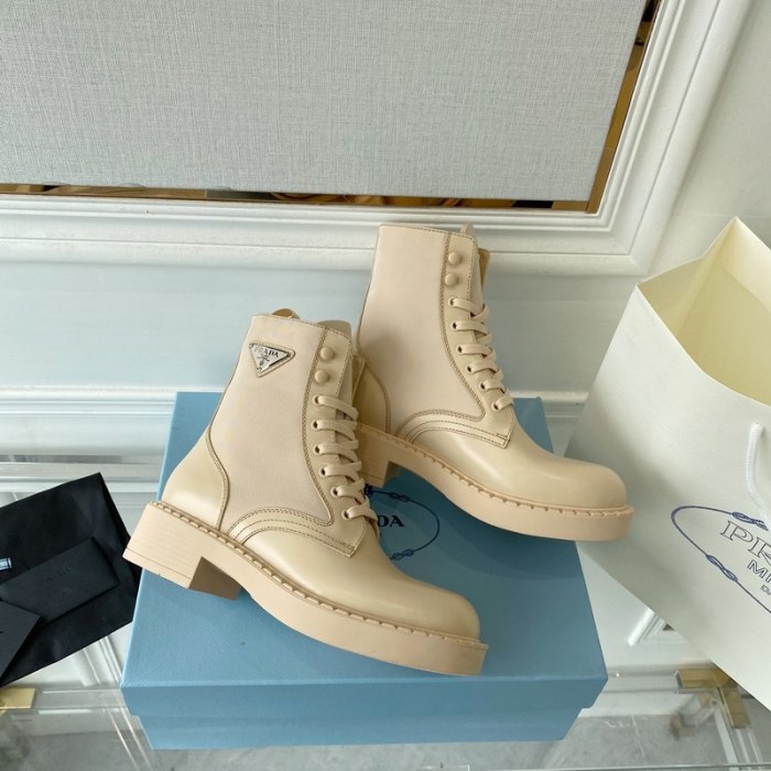 Prada women shoes 1：1 quality-374