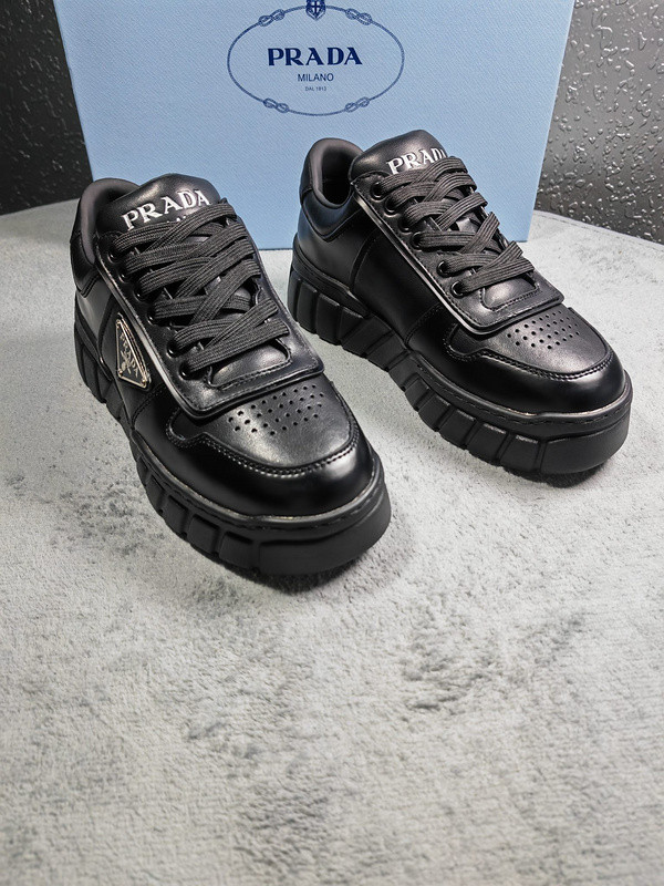 Prada women shoes 1：1 quality-371