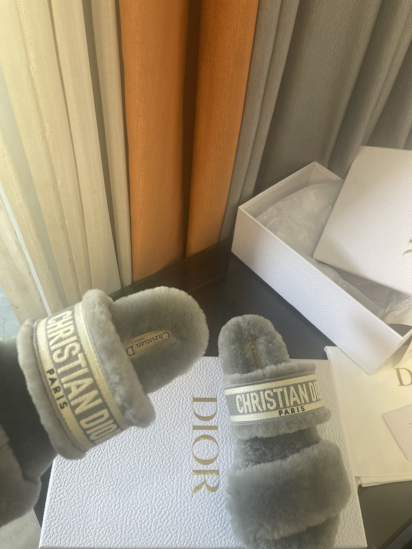 Dior women slippers 1：1 quality-190
