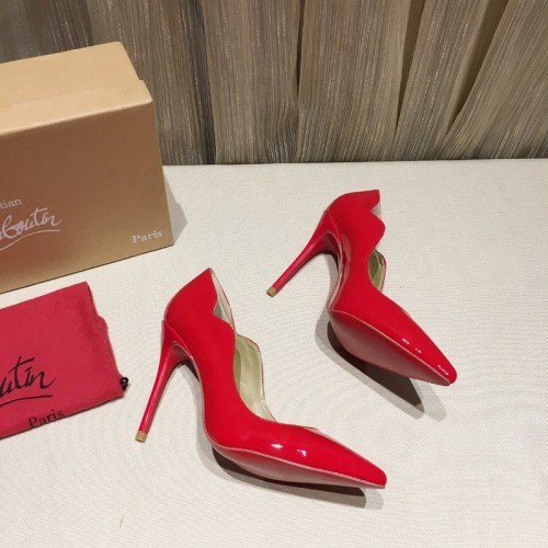 Christian Louboutin high heels 1：1 Quality-400