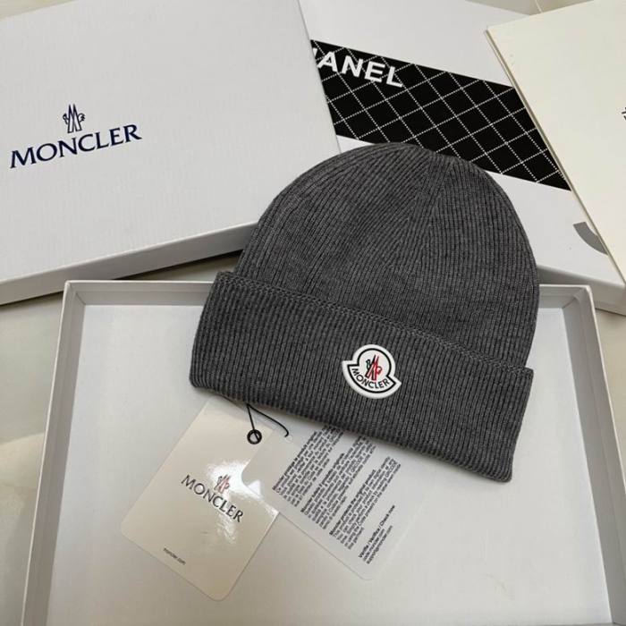 Moncler Beanies-131