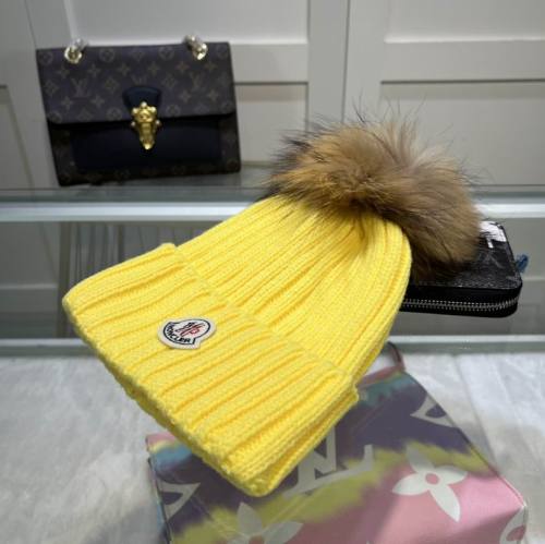 Moncler Beanies-144