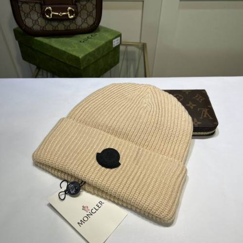 Moncler Beanies-009