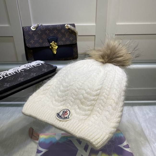 Moncler Beanies-184