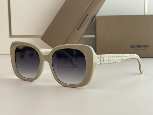 Burberry Sunglasses AAAA-1065