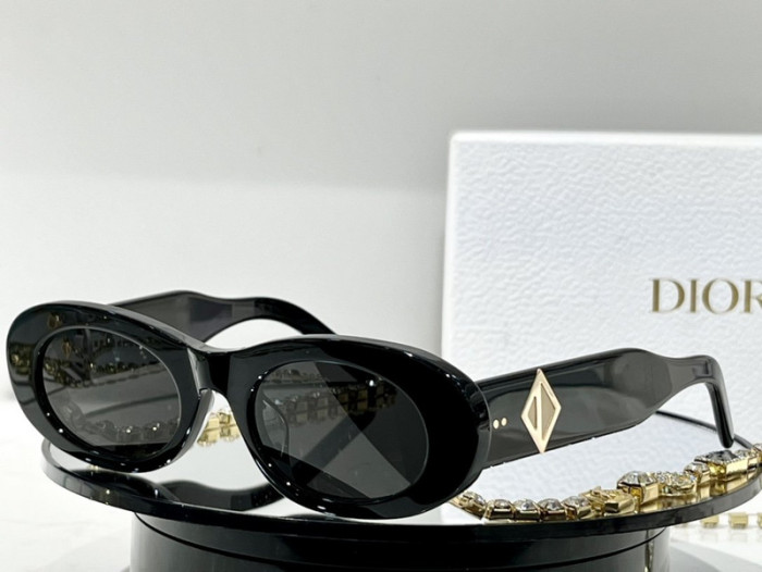 Dior Sunglasses AAAA-1081